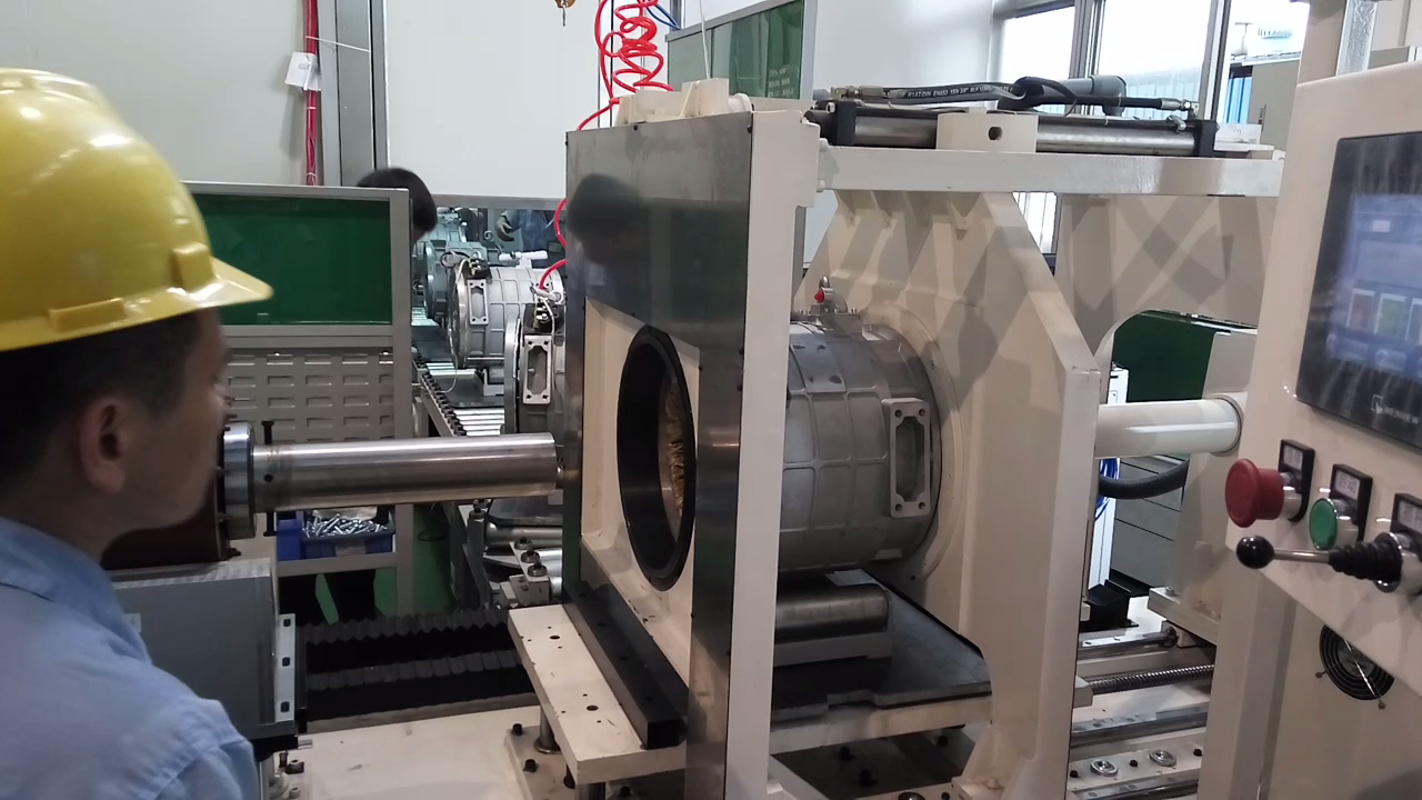 大型電機(jī)合裝機(jī) 大型電機(jī)合裝機(jī)